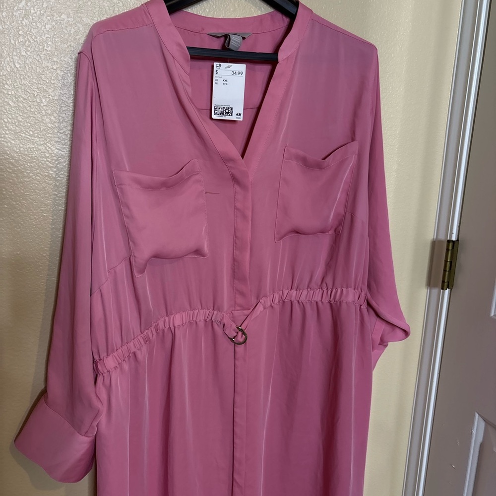 H&M Long Sleeve Pink Dress.
Brand New with Tag on